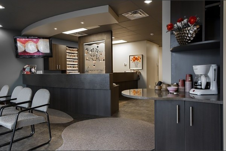 Lakewood Dental Centre